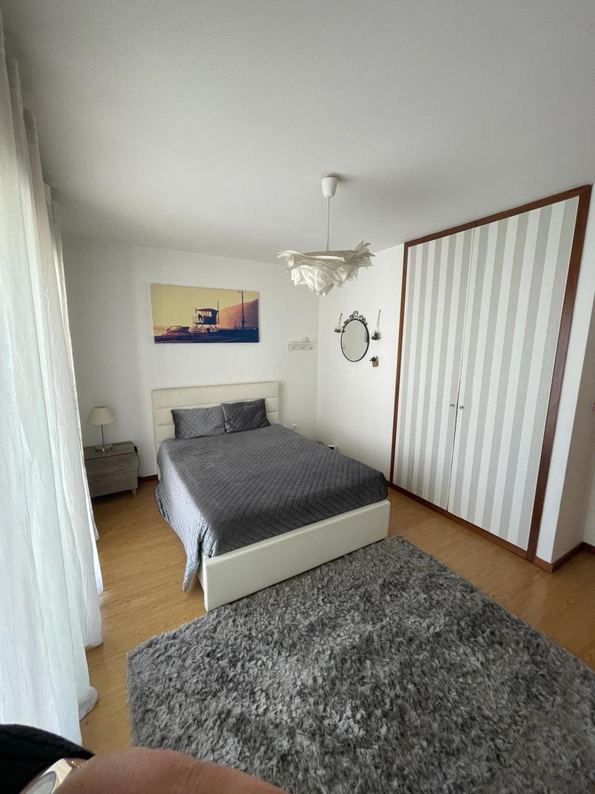 Flat4U Apartman Paredes  Kültér fotó