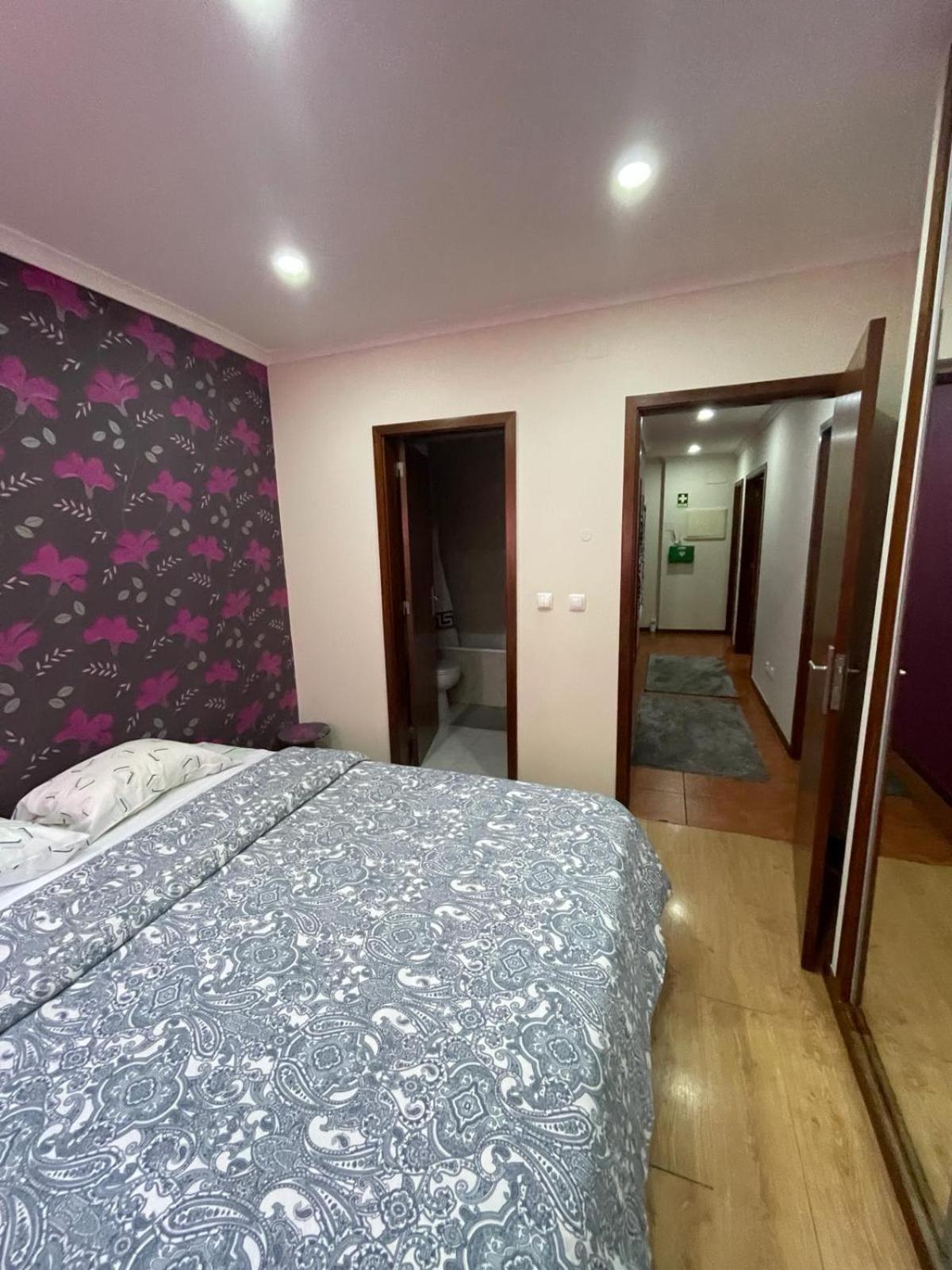 Flat4U Apartman Paredes  Kültér fotó