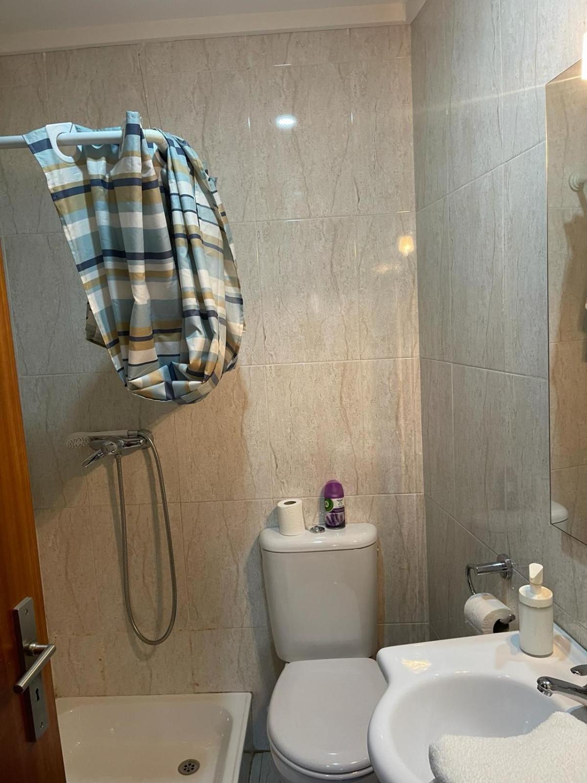 Flat4U Apartman Paredes  Kültér fotó