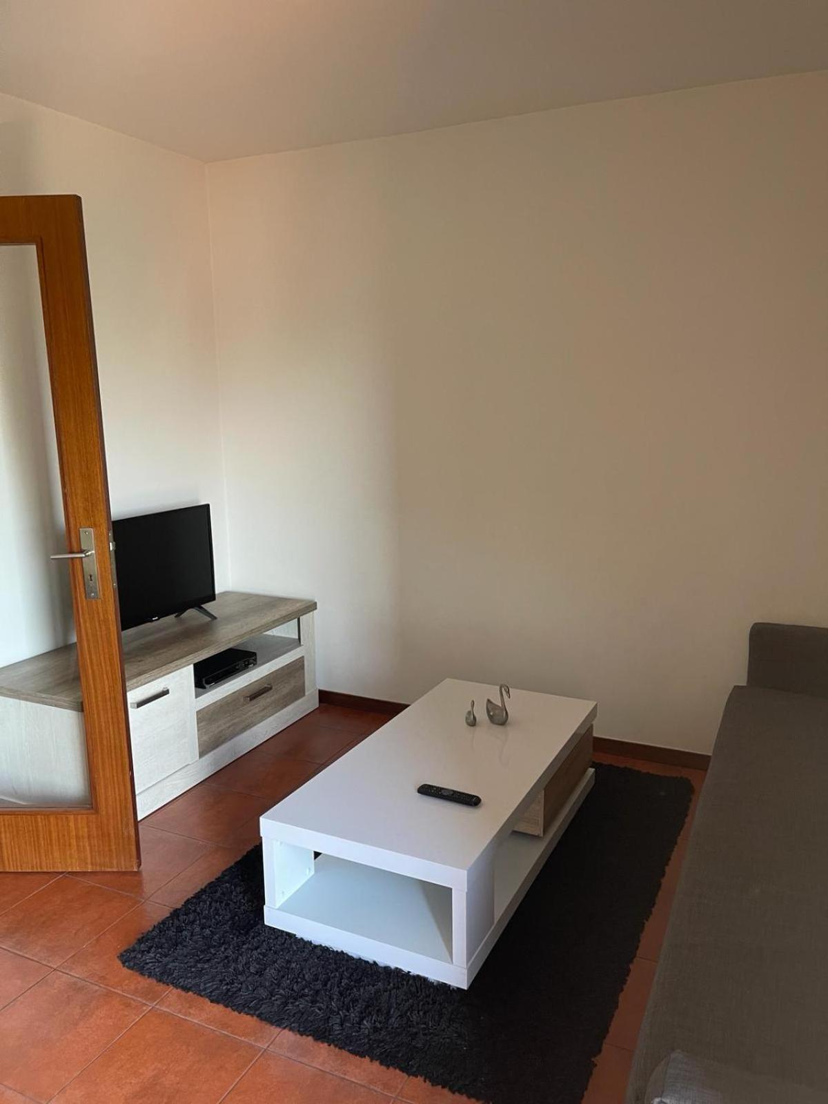 Flat4U Apartman Paredes  Kültér fotó